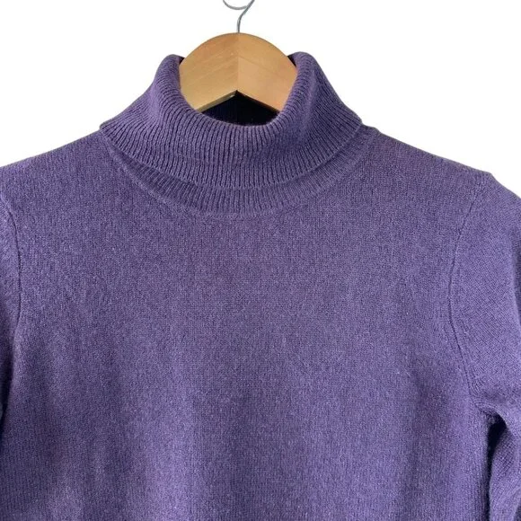 Philosophy by Republic 100% Cashmere Turtleneck Sweater Purple Size Small - Picture 3 of 5